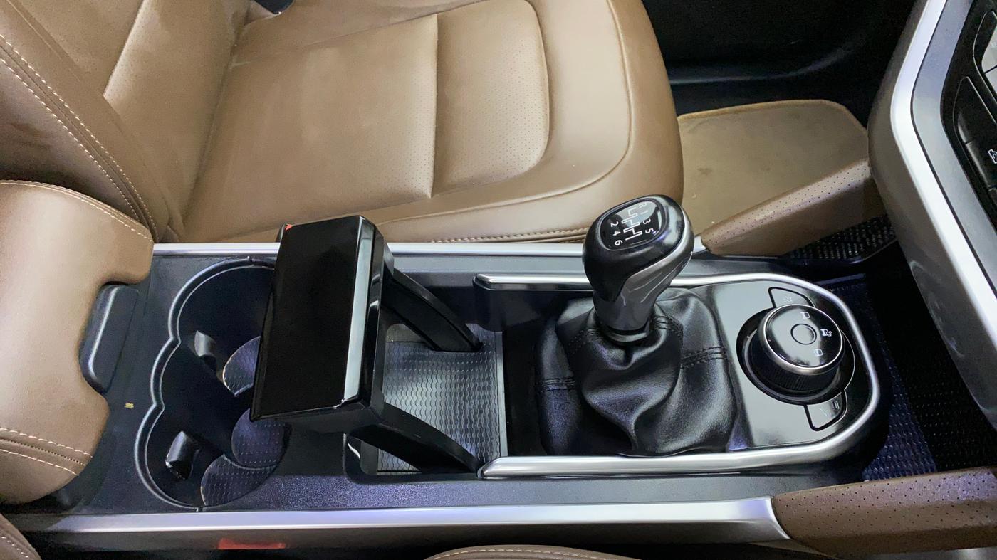 2019 Tata Harrier XZ 2.0L Kryotec, Diesel, Manual, 22,363 km, Gear Lever