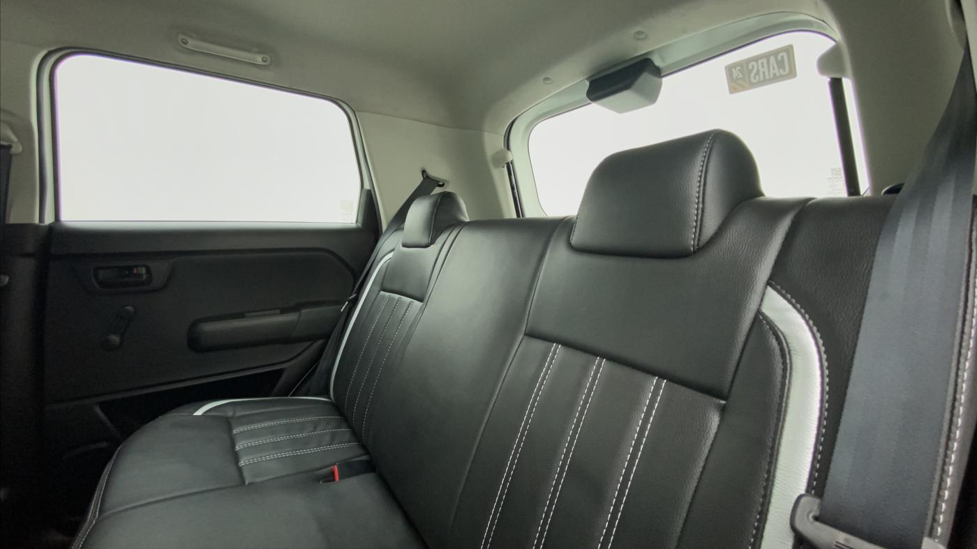 2021 Maruti New Wagon-R LXI 1.0, Petrol, Manual, 42,753 km, Right Side Rear Door Cabin