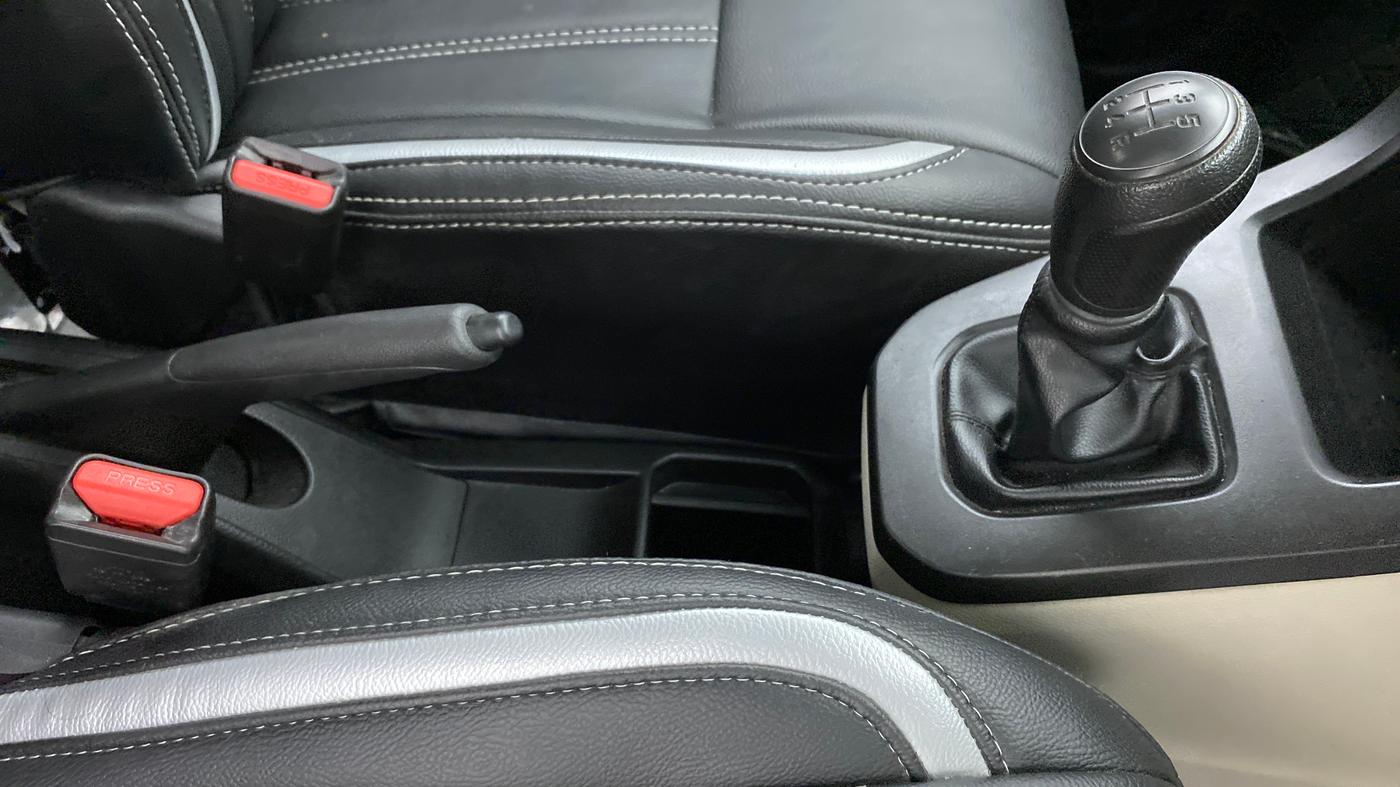 2021 Maruti New Wagon-R LXI 1.0, Petrol, Manual, 42,753 km, Gear Lever