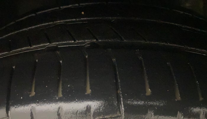 2015 Tata Zest XT 90PS DIESEL, Diesel, Manual, 73,618 km, Right Front Tyre Tread