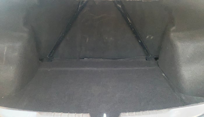 2015 Tata Zest XT 90PS DIESEL, Diesel, Manual, 73,618 km, Boot Inside