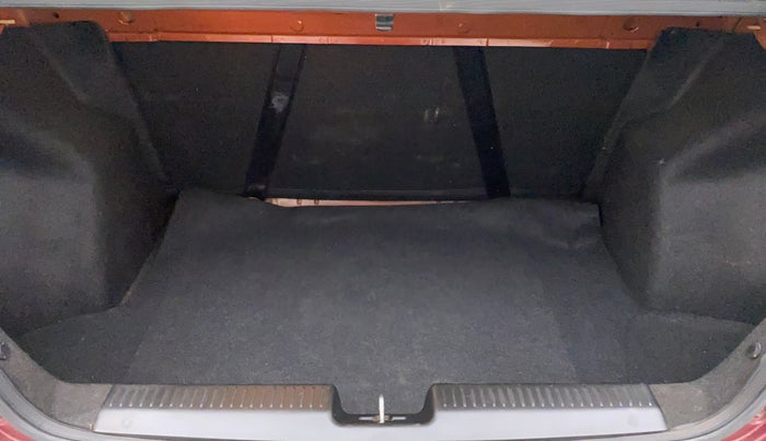 2017 Maruti Dzire VDI, Diesel, Manual, 78,306 km, Boot Inside