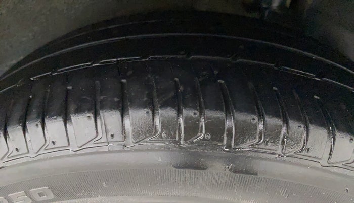 2017 Maruti IGNIS ZETA 1.2 AMT, Petrol, Automatic, 1,13,744 km, Left Rear Tyre Tread