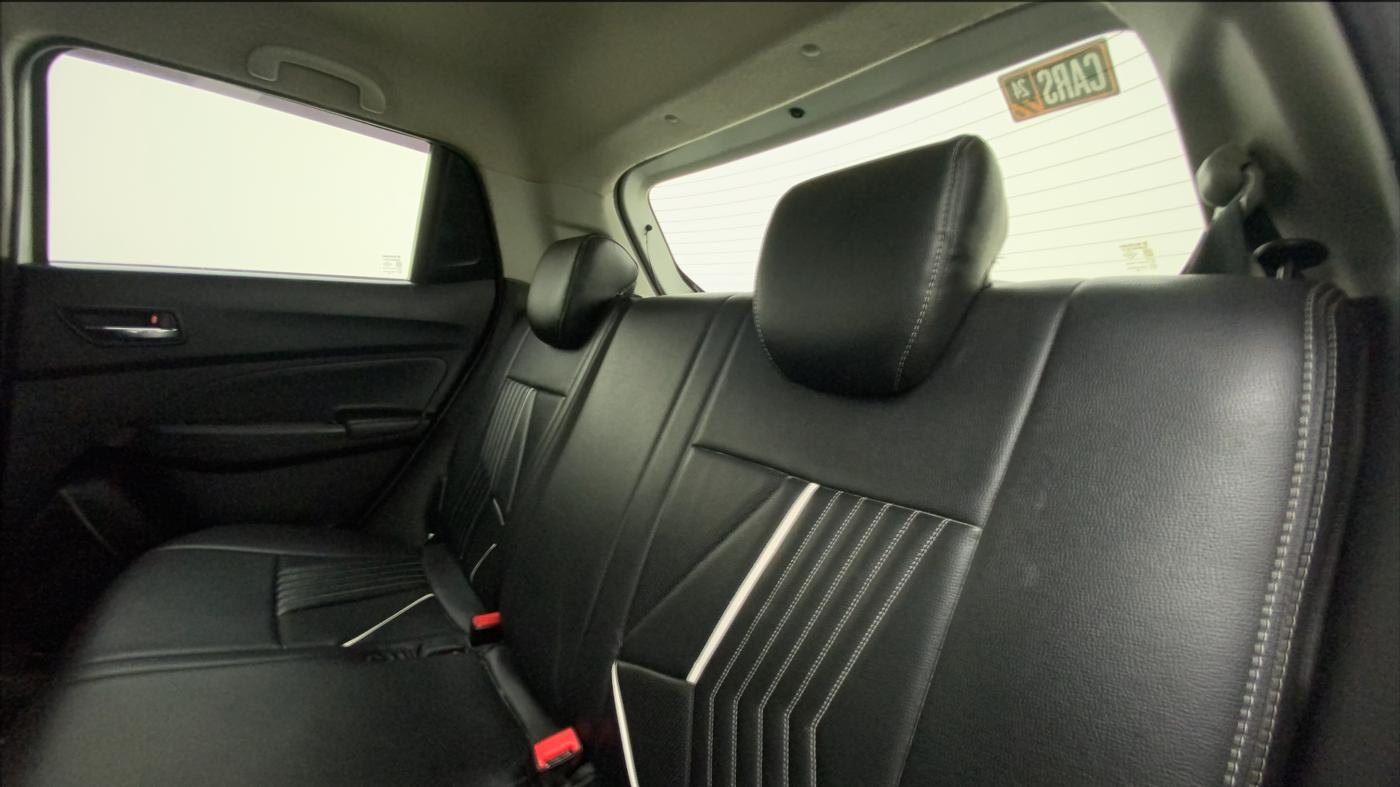 2018 Maruti Swift ZXI PLUS, Petrol, Manual, 86,302 km, Right Side Rear Door Cabin