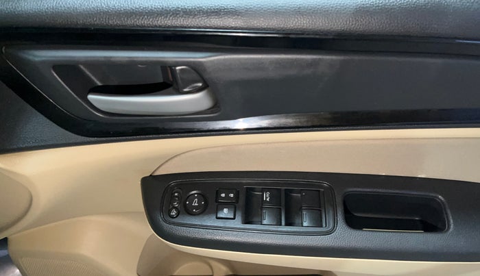 2019 Honda Amaze 1.2L I-VTEC V CVT, Petrol, Automatic, 23,403 km, Driver Side Door Panels Control
