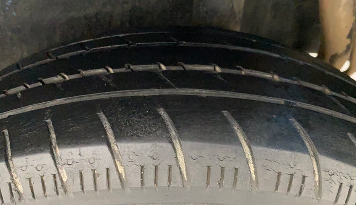 2015 Maruti Celerio VXI AMT, Petrol, Automatic, 90,537 km, Left Rear Tyre Tread