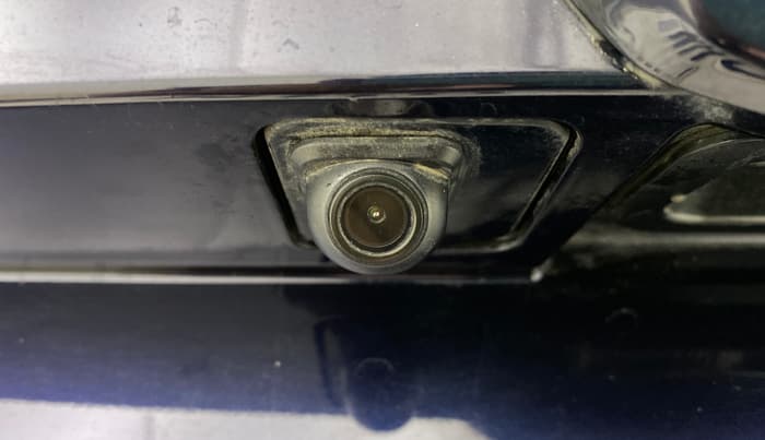 2023 Mahindra XUV700 AX 5 P AT 5 STR, Petrol, Automatic, 13,423 km, Parking Camera