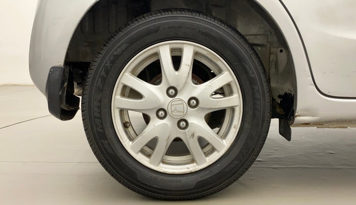 2013 Honda Brio VX MT, Petrol, Manual, 66,666 km, Right Rear Wheel