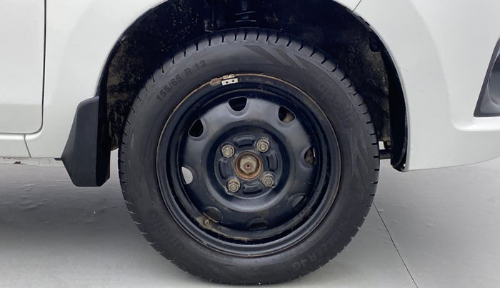 2016 Maruti Alto K10 VXI, Petrol, Manual, 97,954 km, Right Front Wheel