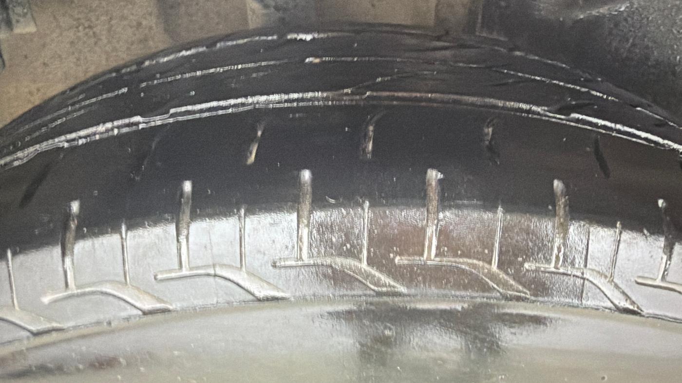 2016 Tata Tiago XZ PETROL, CNG, Manual, 67,634 km, Right Rear Tyre Tread