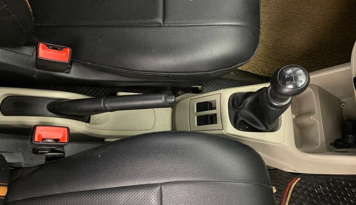 2021 Maruti Alto LXI O, Petrol, Manual, 18,384 km, Gear Lever