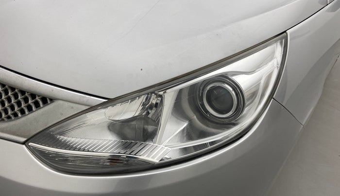 2016 Tata Zest XT PETROL, Petrol, Manual, 62,129 km, Left headlight - Daytime running light not functional