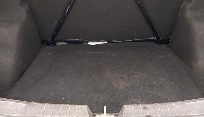 2016 Tata Zest XT PETROL, Petrol, Manual, 62,129 km, Boot Inside