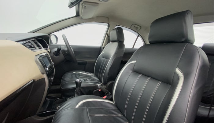 2016 Tata Zest XT PETROL, Petrol, Manual, 62,129 km, Right Side Front Door Cabin
