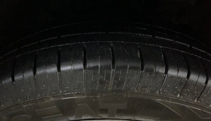 2019 Tata Tiago XZ PETROL, Petrol, Manual, 70,051 km, Right Front Tyre Tread