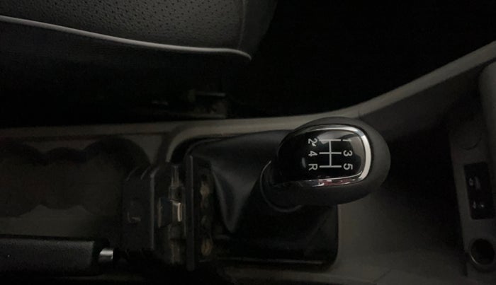 2019 Tata Tiago XZ PETROL, Petrol, Manual, 70,051 km, Gear Lever