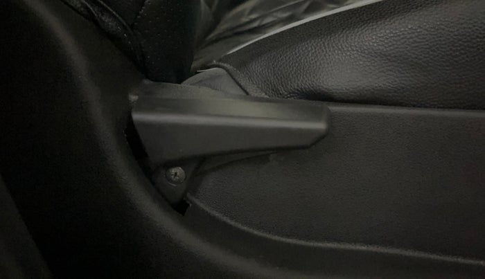 2019 Tata Tiago XZ PETROL, Petrol, Manual, 70,051 km, Driver Side Adjustment Panel