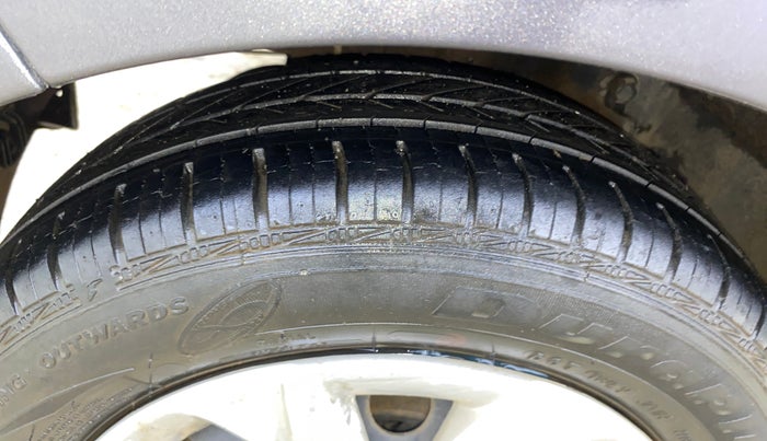 2018 Hyundai Eon MAGNA +, Petrol, Manual, 18,428 km, Right Rear Tyre Tread