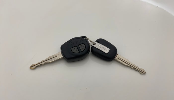 2019 Maruti S PRESSO VXI PLUS AMT, Petrol, Automatic, 72,936 km, Key Close Up