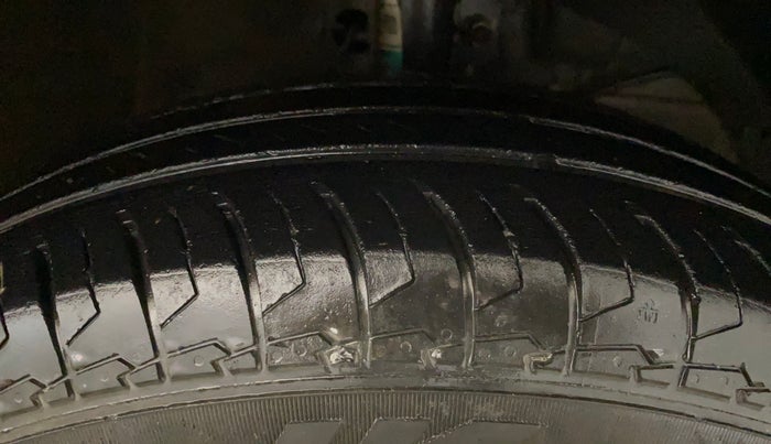 2021 Maruti Dzire VXI, Petrol, Manual, 45,011 km, Right Front Tyre Tread