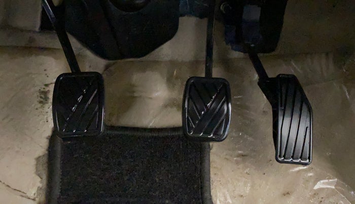 2021 Maruti Dzire VXI, Petrol, Manual, 45,011 km, Pedals