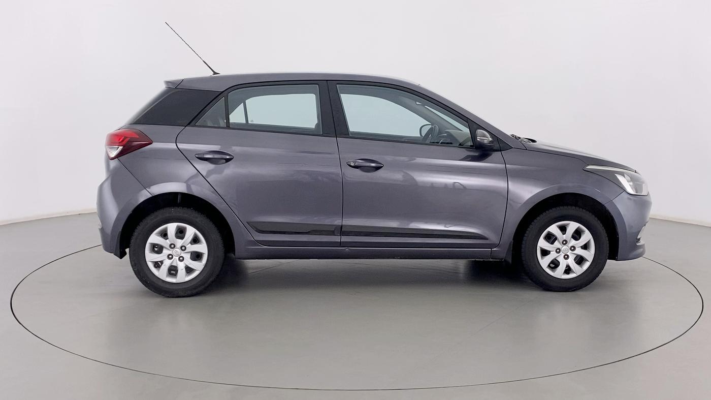 2015 Hyundai Elite i20 SPORTZ 1.2, Petrol, Manual, 70,909 km, Right Side View