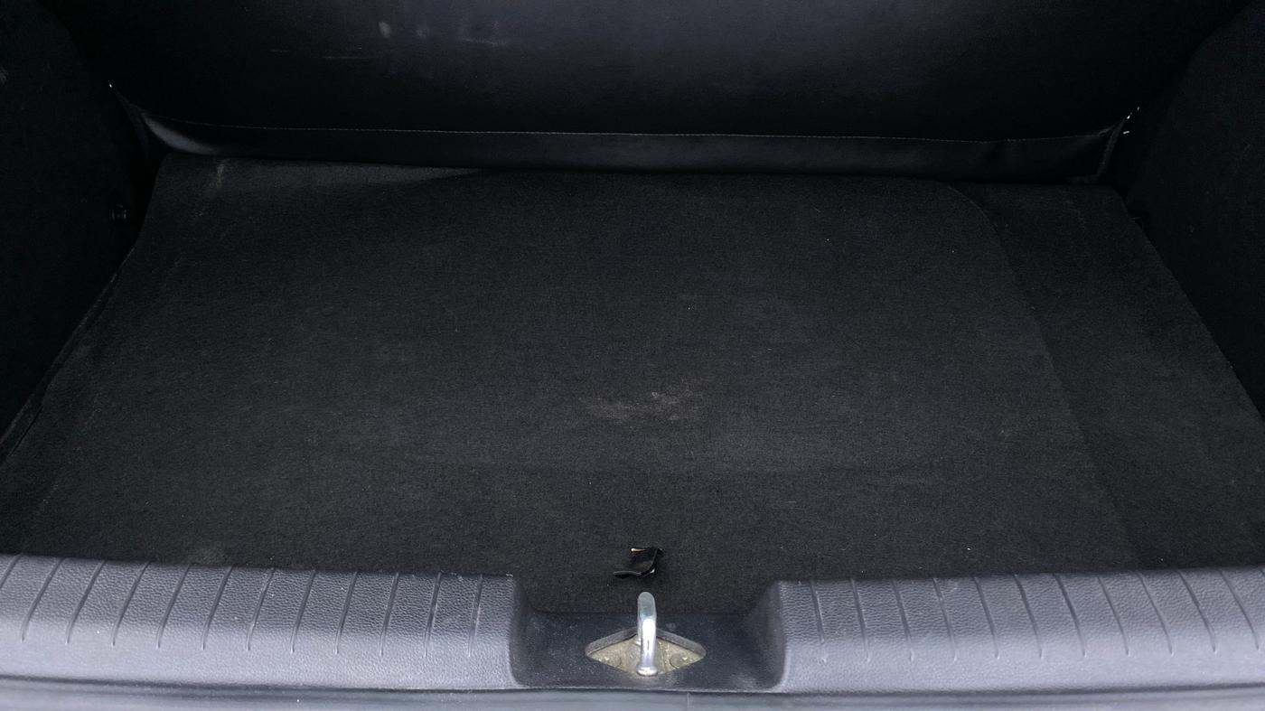 2015 Hyundai Elite i20 SPORTZ 1.2, Petrol, Manual, 70,909 km, Boot Inside