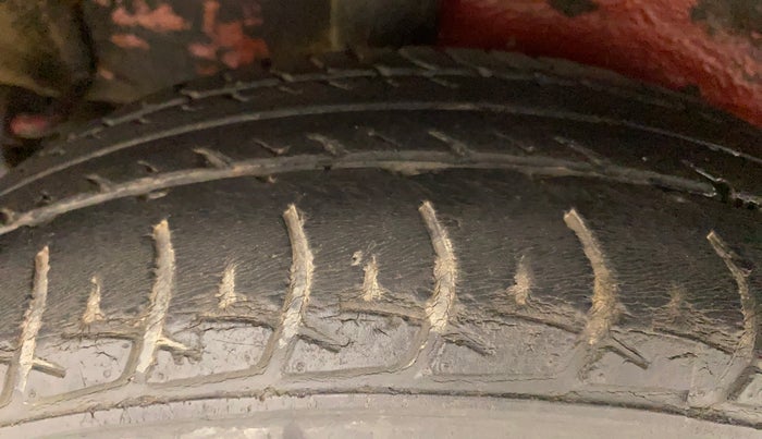 2014 Maruti Celerio VXI AMT, Petrol, Automatic, 42,699 km, Right Rear Tyre Tread