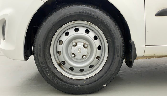 2016 Hyundai i10 MAGNA 1.1 IRDE2, Petrol, Manual, 40,966 km, Left Front Wheel