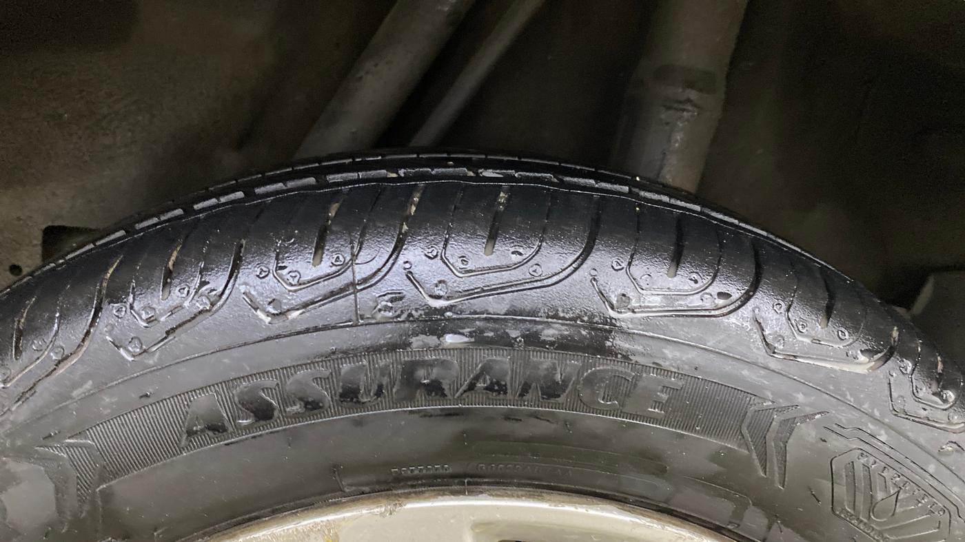 2015 Honda City 1.5L I-VTEC V MT, Petrol, Manual, 40,026 km, Left Rear Tyre Tread