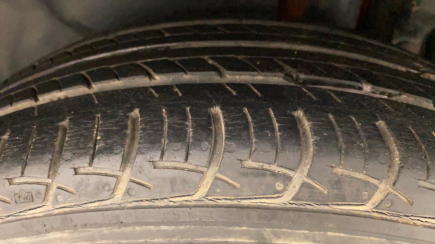2014 Maruti Swift Dzire ZXI, Petrol, Manual, 46,922 km, Left Rear Tyre Tread