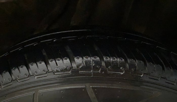 2017 Honda Amaze 1.2L I-VTEC S OPT, Petrol, Manual, 79,181 km, Left Rear Tyre Tread