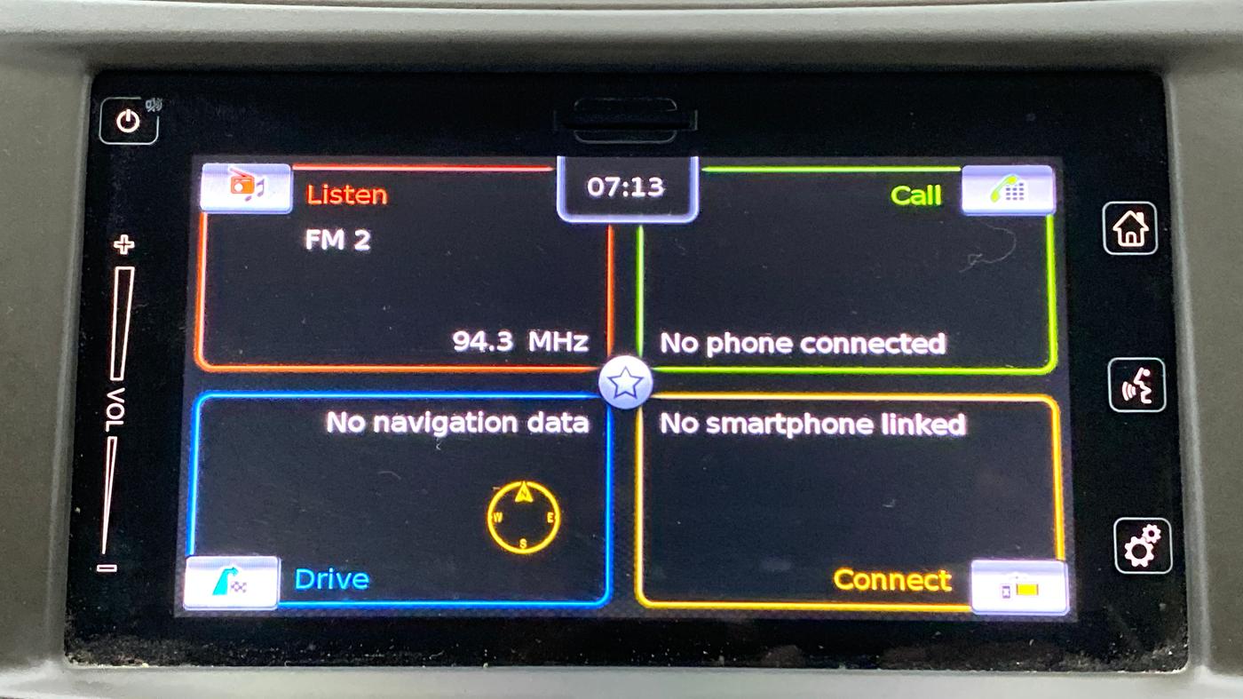 2018 Maruti Ertiga ZDI + SHVS, Diesel, Manual, 74,400 km, Infotainment System