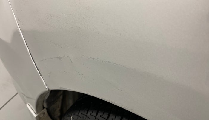 2018 Maruti Ertiga ZDI + SHVS, Diesel, Manual, 74,400 km, Right quarter panel - Minor scratches
