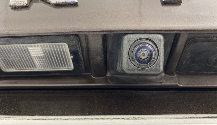 2022 Renault TRIBER RXT, Petrol, Manual, 48,648 km, Parking Camera