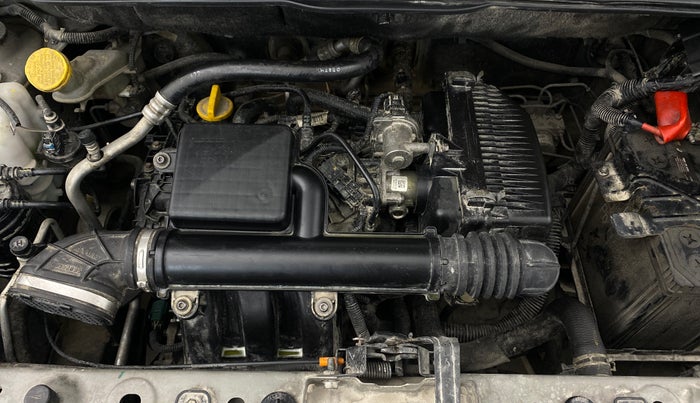 2022 Renault TRIBER RXT, Petrol, Manual, 48,648 km, Engine View