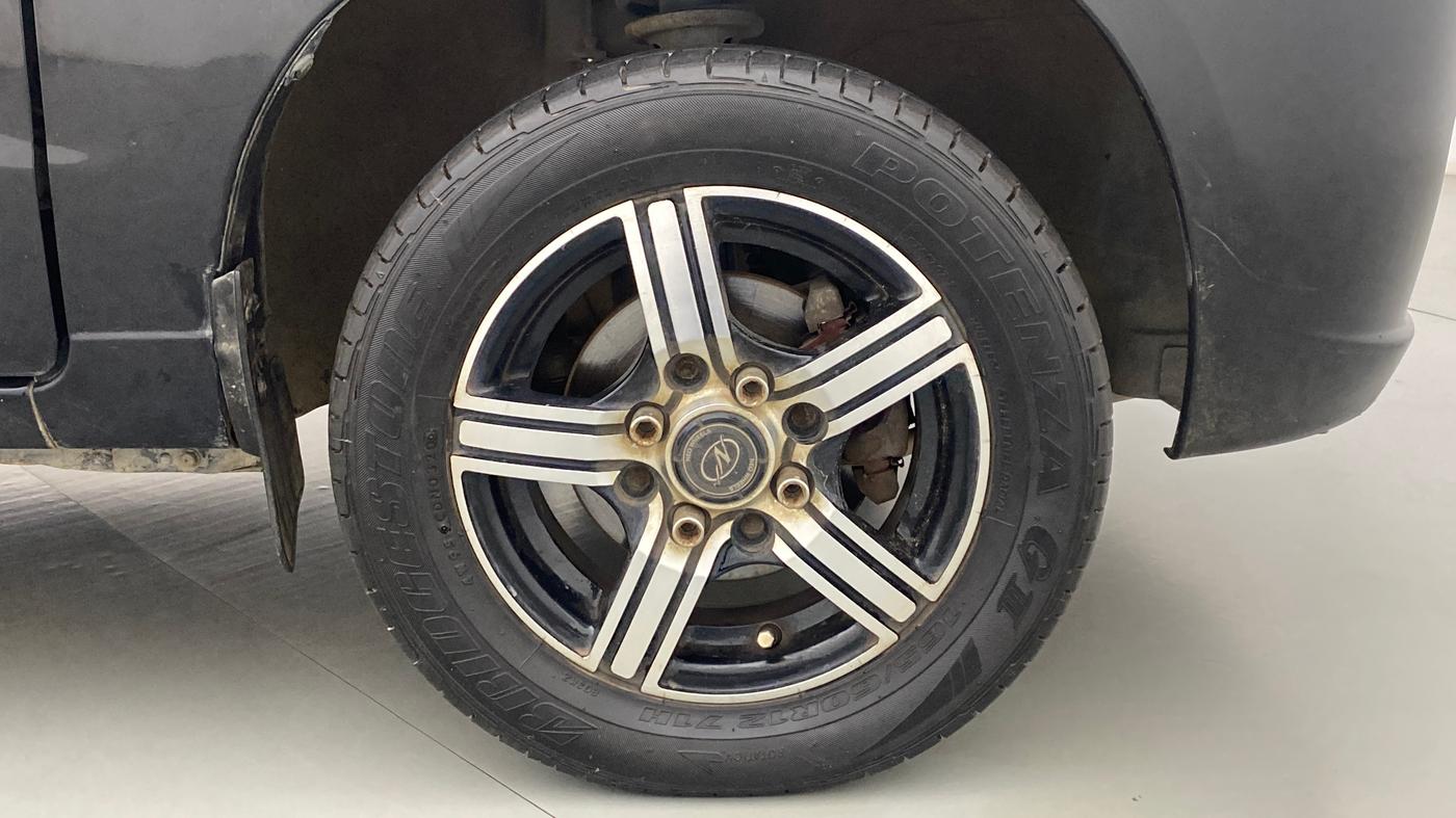 2010 Maruti Alto LXI, Petrol, Manual, 45,444 km, Right Front Wheel