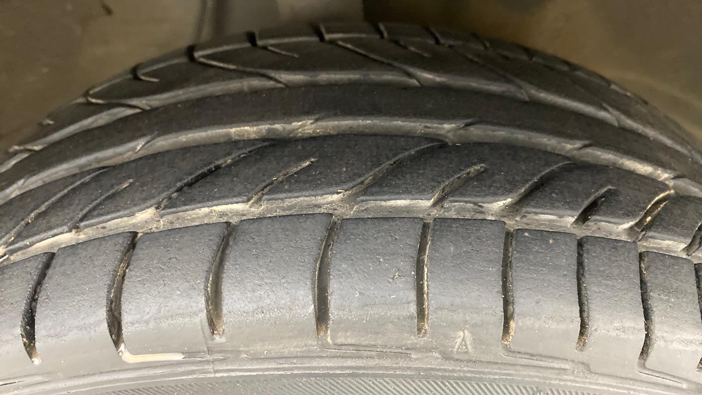 2010 Maruti Alto LXI, Petrol, Manual, 45,444 km, Right Front Tyre Tread