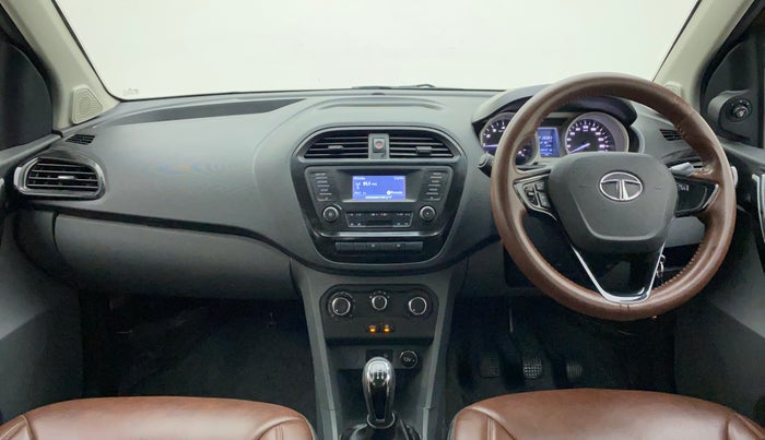 2017 Tata TIGOR XT PETROL, Petrol, Manual, 28,382 km, Dashboard