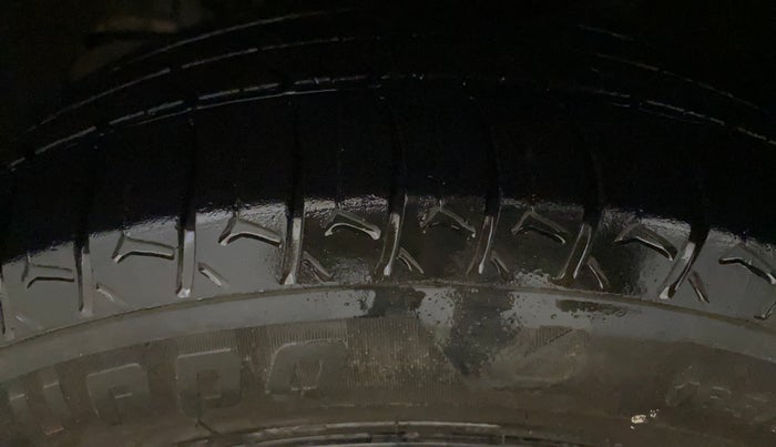 2021 Tata Tiago XT Limited Edition, CNG, Manual, 95,206 km, Left Front Tyre Tread