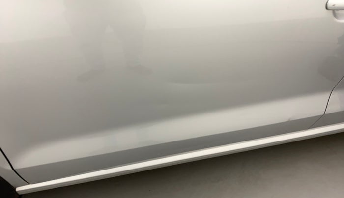 2018 Skoda Rapid AMBITION 1.5 TDI, Diesel, Manual, 73,488 km, Front passenger door - Minor scratches