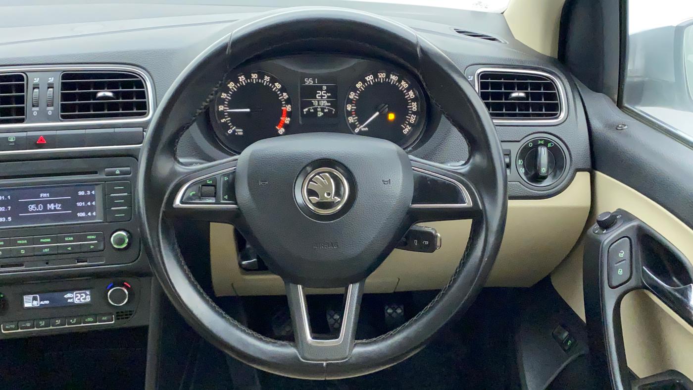 2018 Skoda Rapid AMBITION 1.5 TDI, Diesel, Manual, 73,488 km, Steering Wheel Close Up