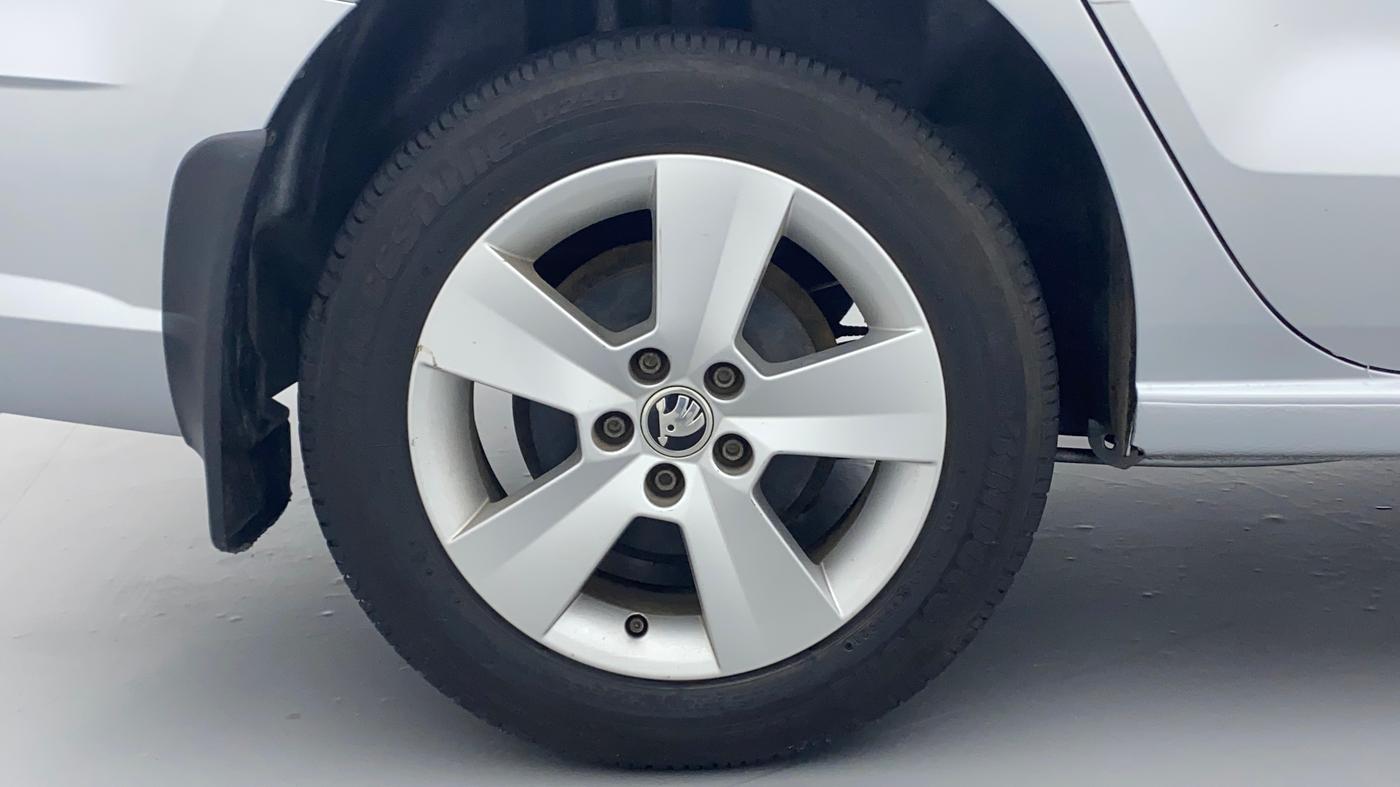 2018 Skoda Rapid AMBITION 1.5 TDI, Diesel, Manual, 73,488 km, Right Rear Wheel