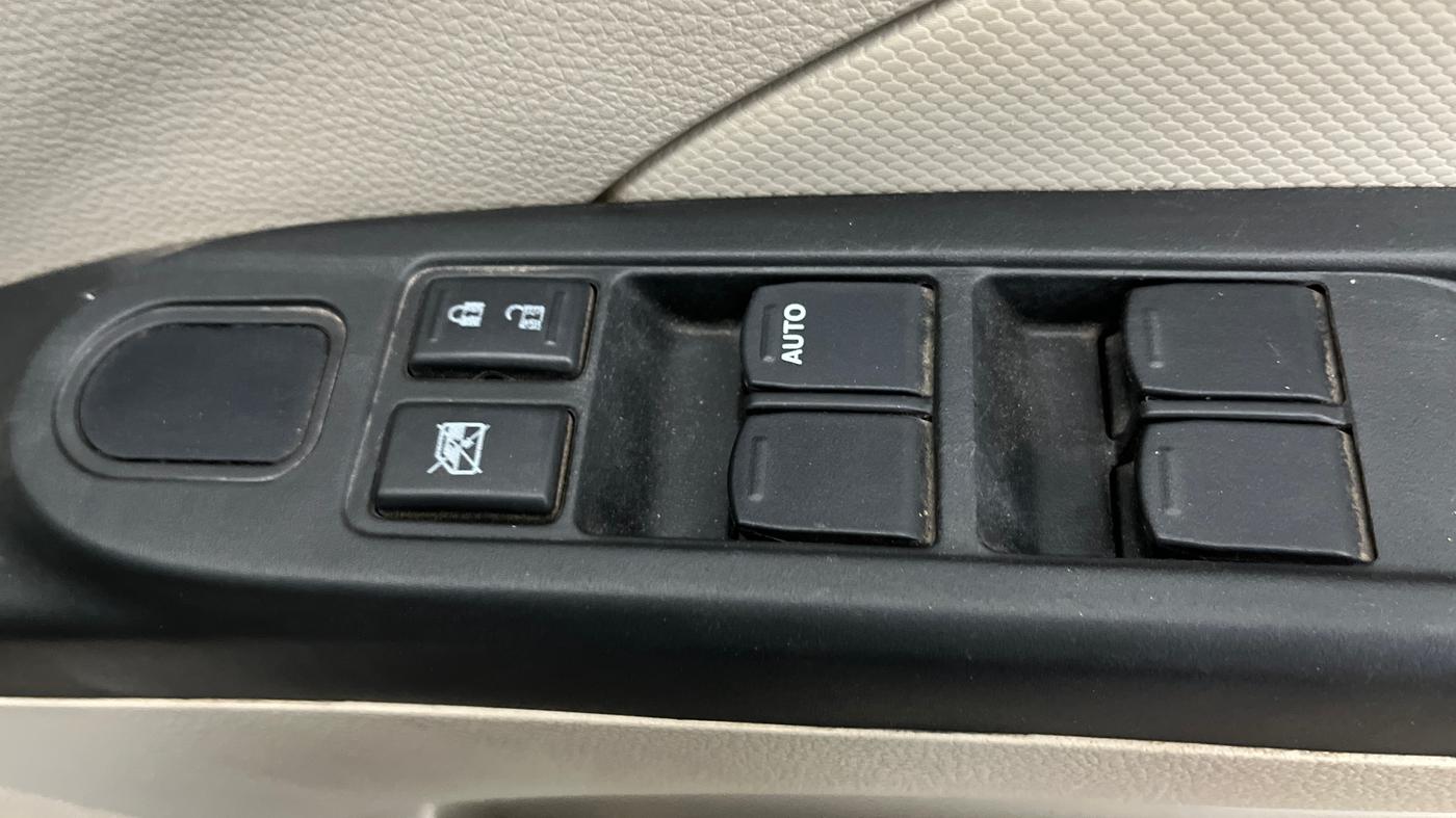 2021 Maruti Celerio VXI, Petrol, Manual, 12,740 km, Driver Side Door Panels Control