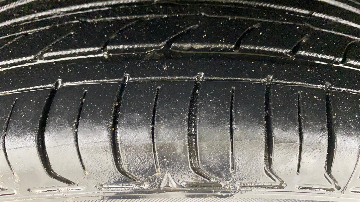 2020 Maruti Baleno DELTA PETROL 1.2, Petrol, Manual, 99,191 km, Left Front Tyre Tread