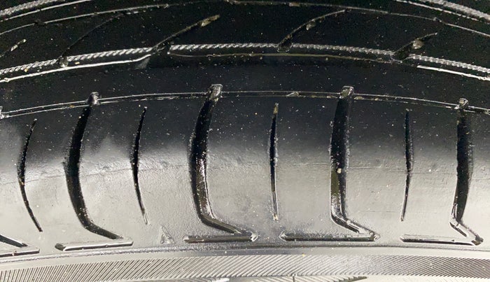 2020 Maruti Baleno DELTA PETROL 1.2, Petrol, Manual, 99,063 km, Left Rear Tyre Tread