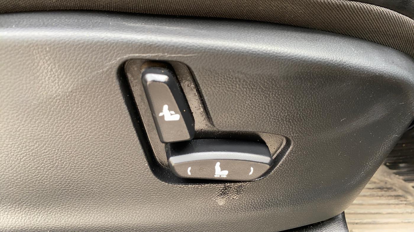 2020 MG HECTOR SMART 2.0 DIESEL, Diesel, Manual, 85,891 km, Driver Side Adjustment Panel