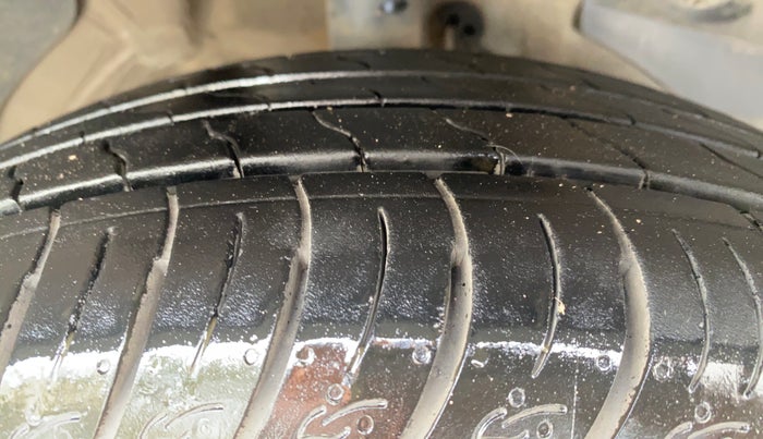 2020 MG HECTOR SMART 2.0 DIESEL, Diesel, Manual, 85,985 km, Right Front Tyre Tread