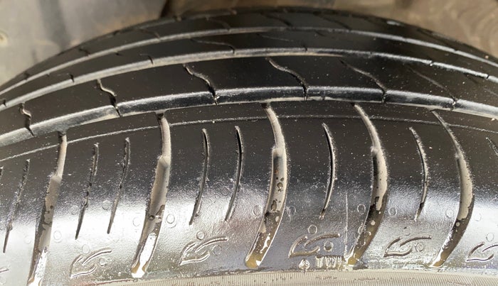 2020 MG HECTOR SMART 2.0 DIESEL, Diesel, Manual, 85,985 km, Left Front Tyre Tread