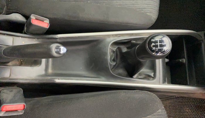 2016 Maruti Baleno ZETA PETROL 1.2, Petrol, Manual, 80,957 km, Gear Lever